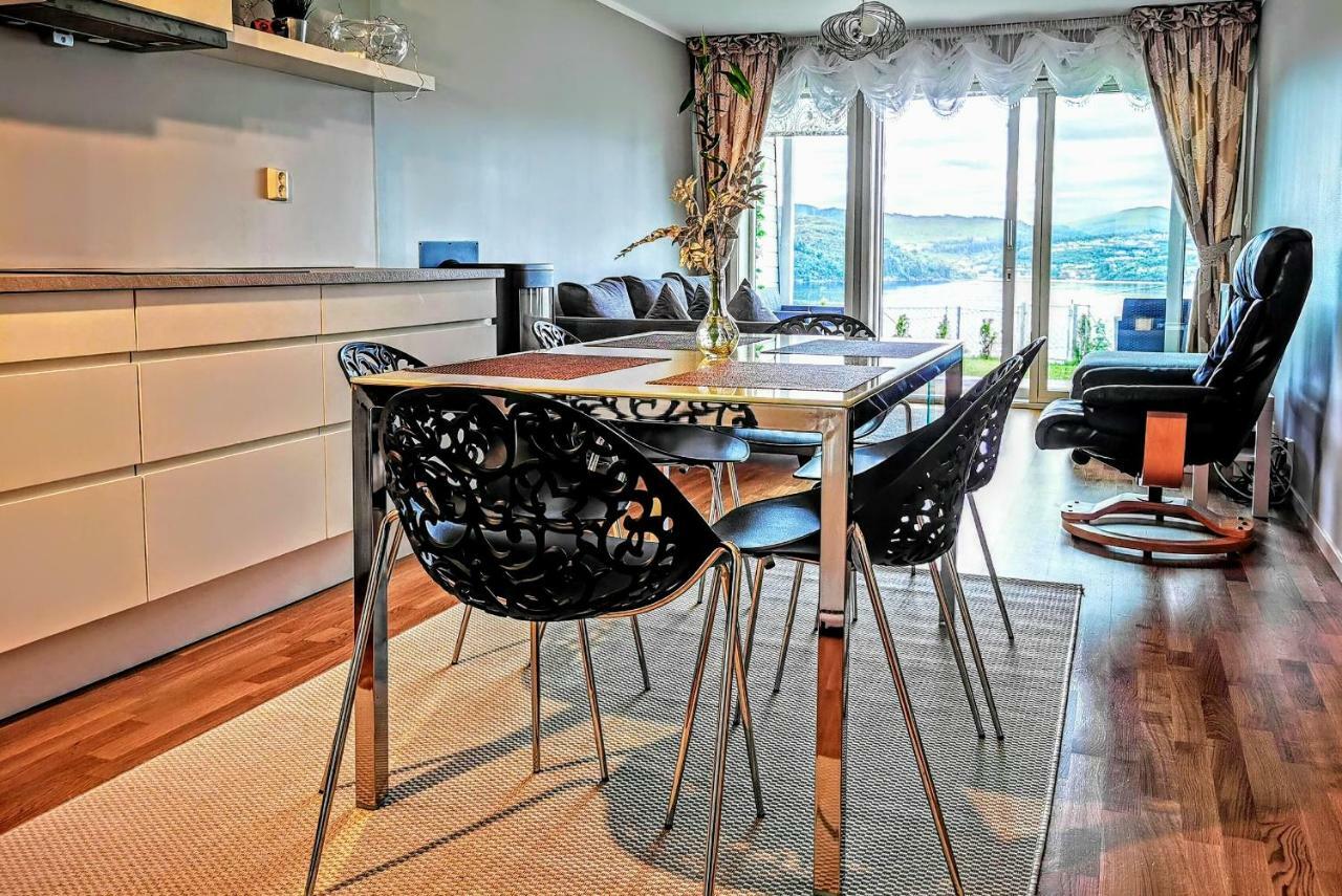 Bjornestrand Fjordside View Bergen Extérieur photo