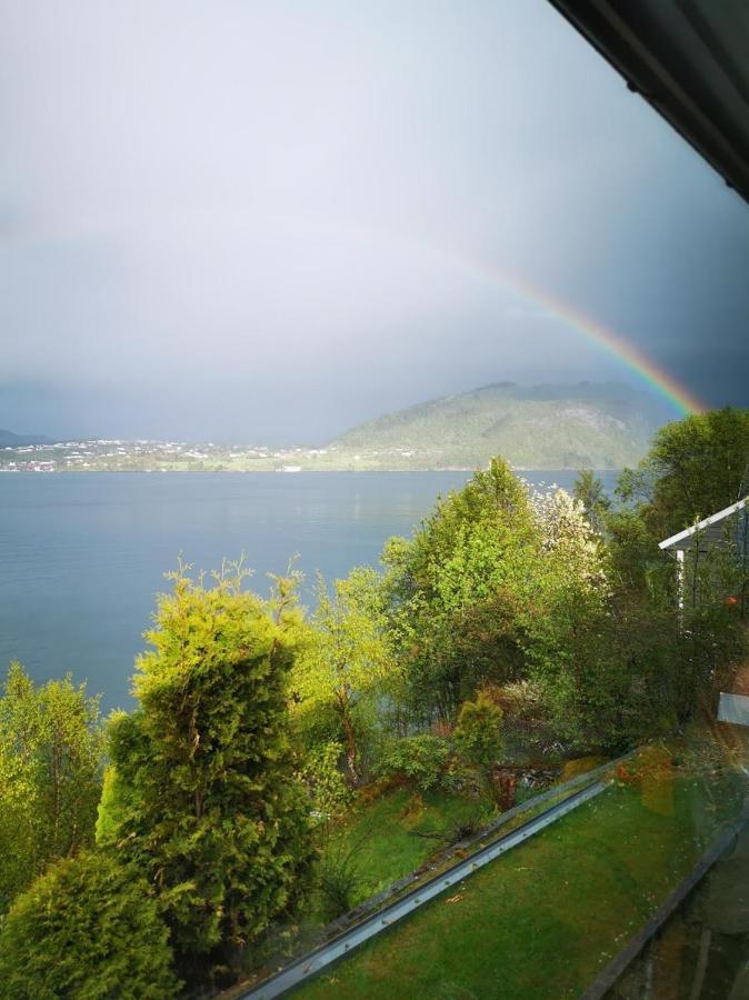 Bjornestrand Fjordside View Bergen Extérieur photo
